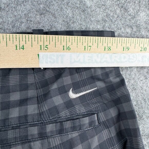 Nike Golf Shorts Mens Size 36 Gray Check Plaid Chino DriFit Performance Athletic - Picture 5 of 7